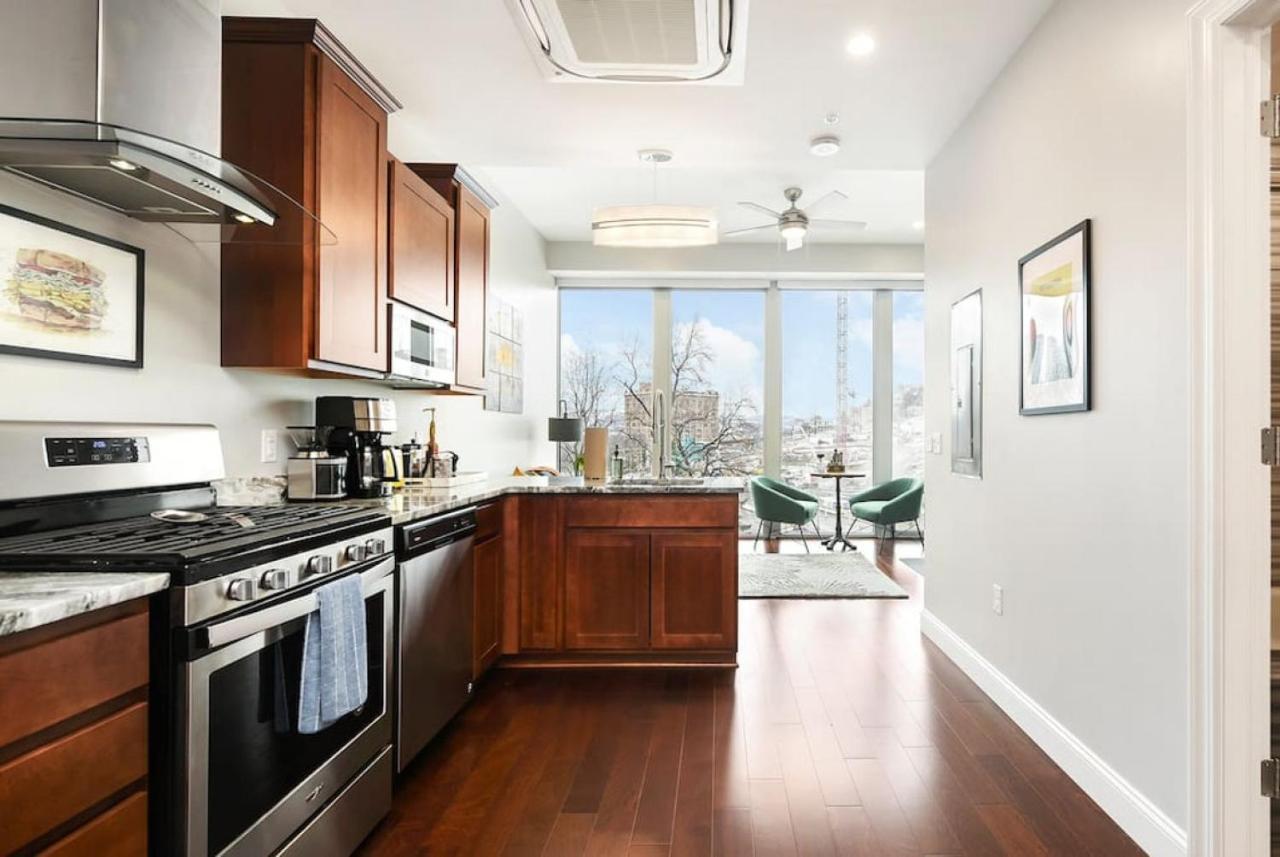 Hostwise Stays - The Washington At Chatham - Free Parking, Private Gym, Skyline Views! Pittsburgh Dış mekan fotoğraf